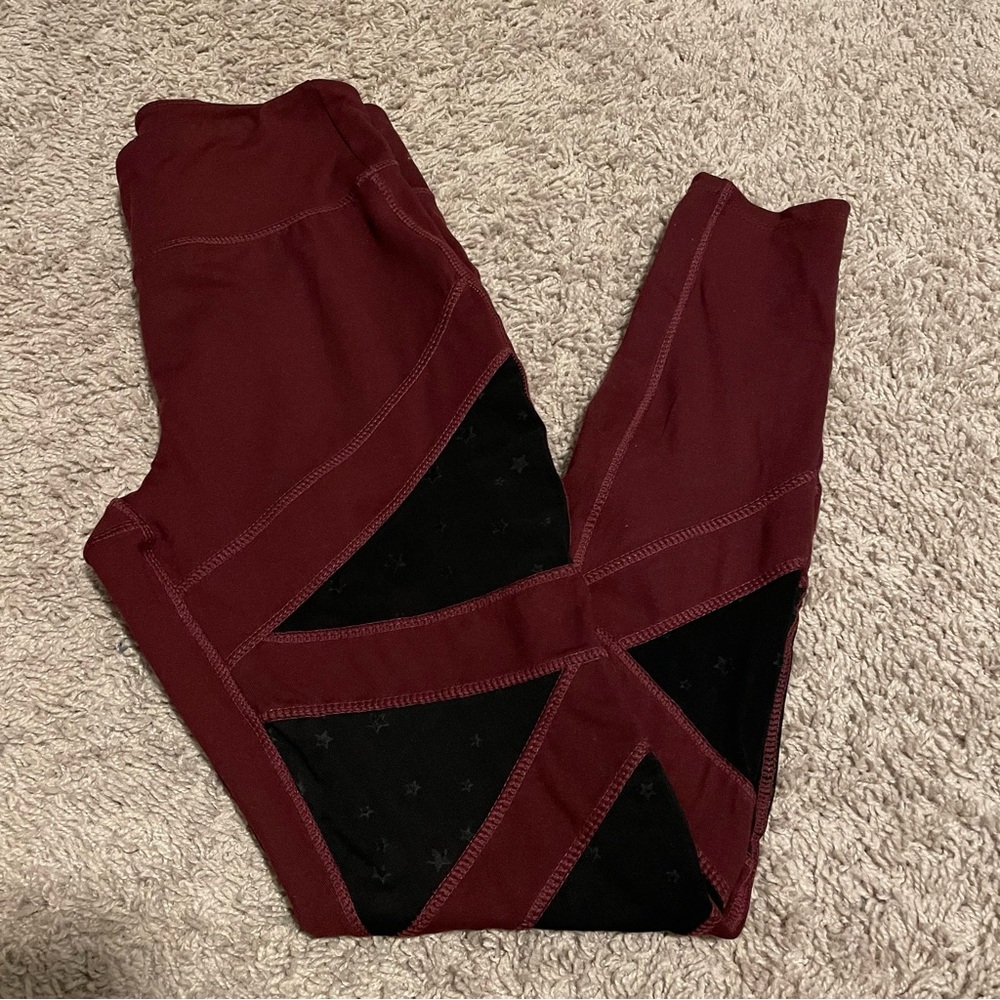 Jessica simpsons leggings maroon medium inseam 27”